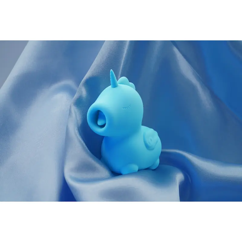 Unihorn Mountn Peak Licking Clitoral Vibrator - PlayBlue