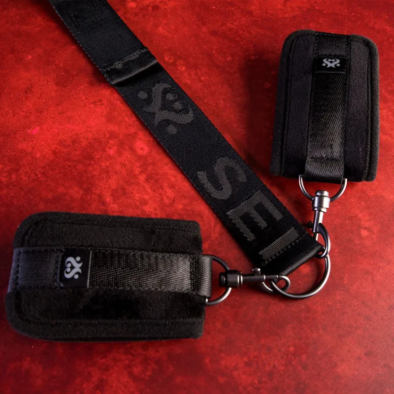 Sei Mio - Firmly in Check - Neck & Wrist Restraint Kit - PlayBlue