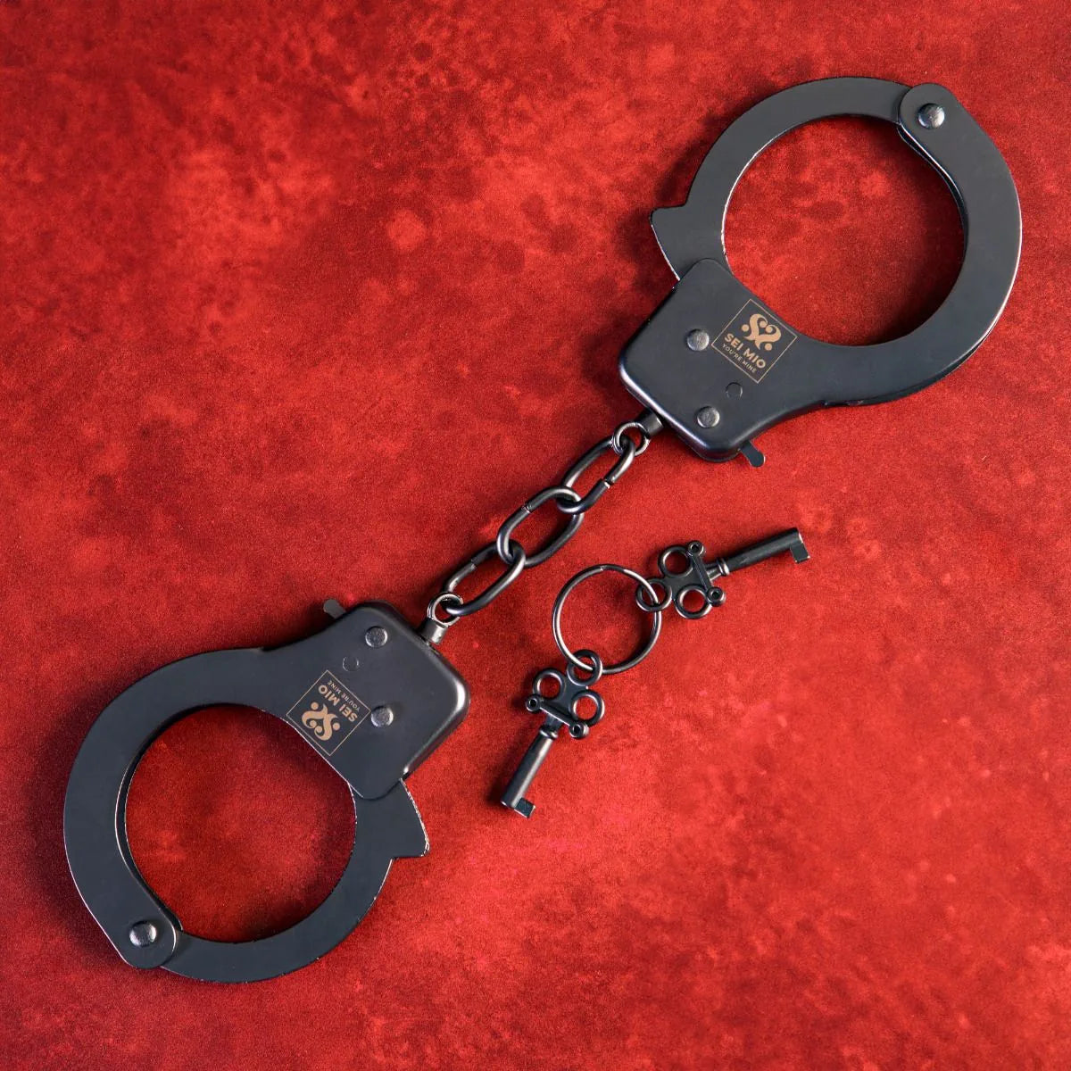 Sei Mio - Secure and Begging for Amore - Robust Metal Handcuffs - PlayBlue
