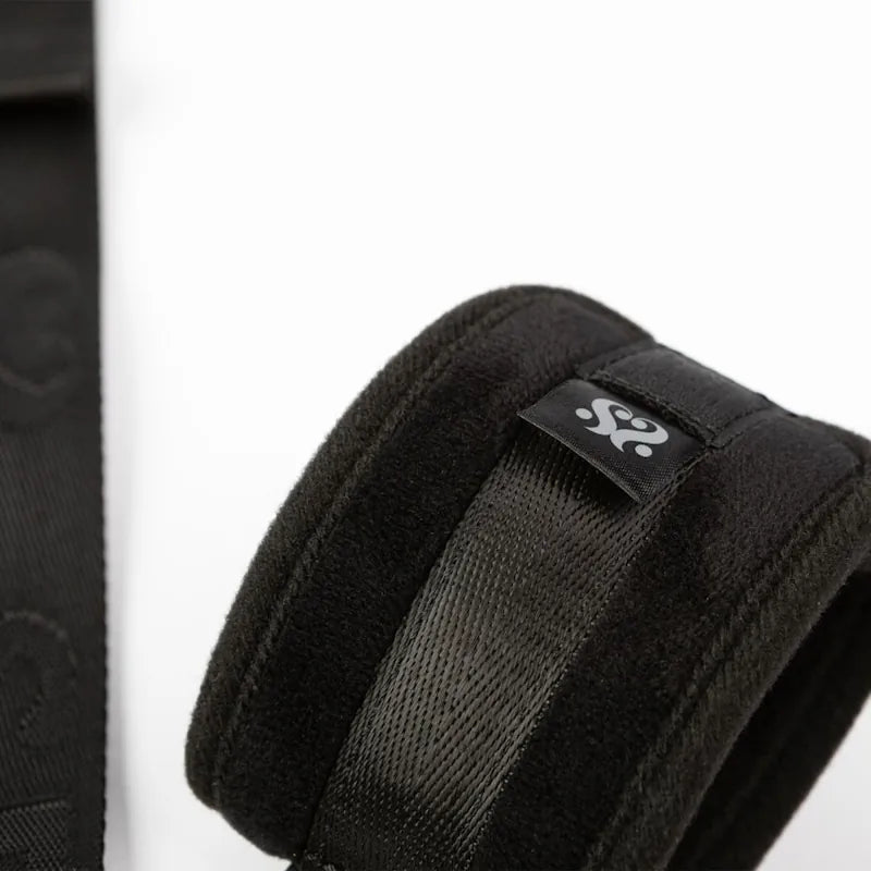 Sei Mio - Firmly in Check - Neck & Wrist Restraint Kit - PlayBlue