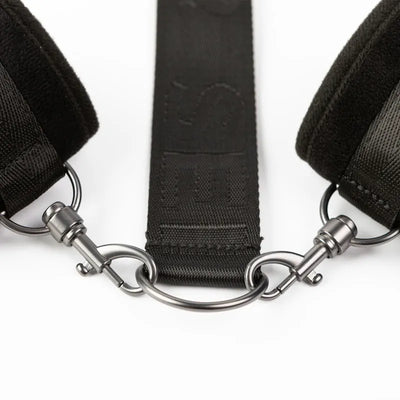 Sei Mio - Firmly in Check - Neck & Wrist Restraint Kit - PlayBlue