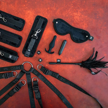 Sei Mio - Complete Surrender - The Ultimate Bed Tether Seduction Set