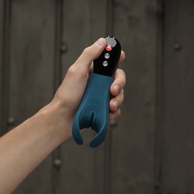 Fun Factory - Manta Vibrating Stroker - PlayBlue